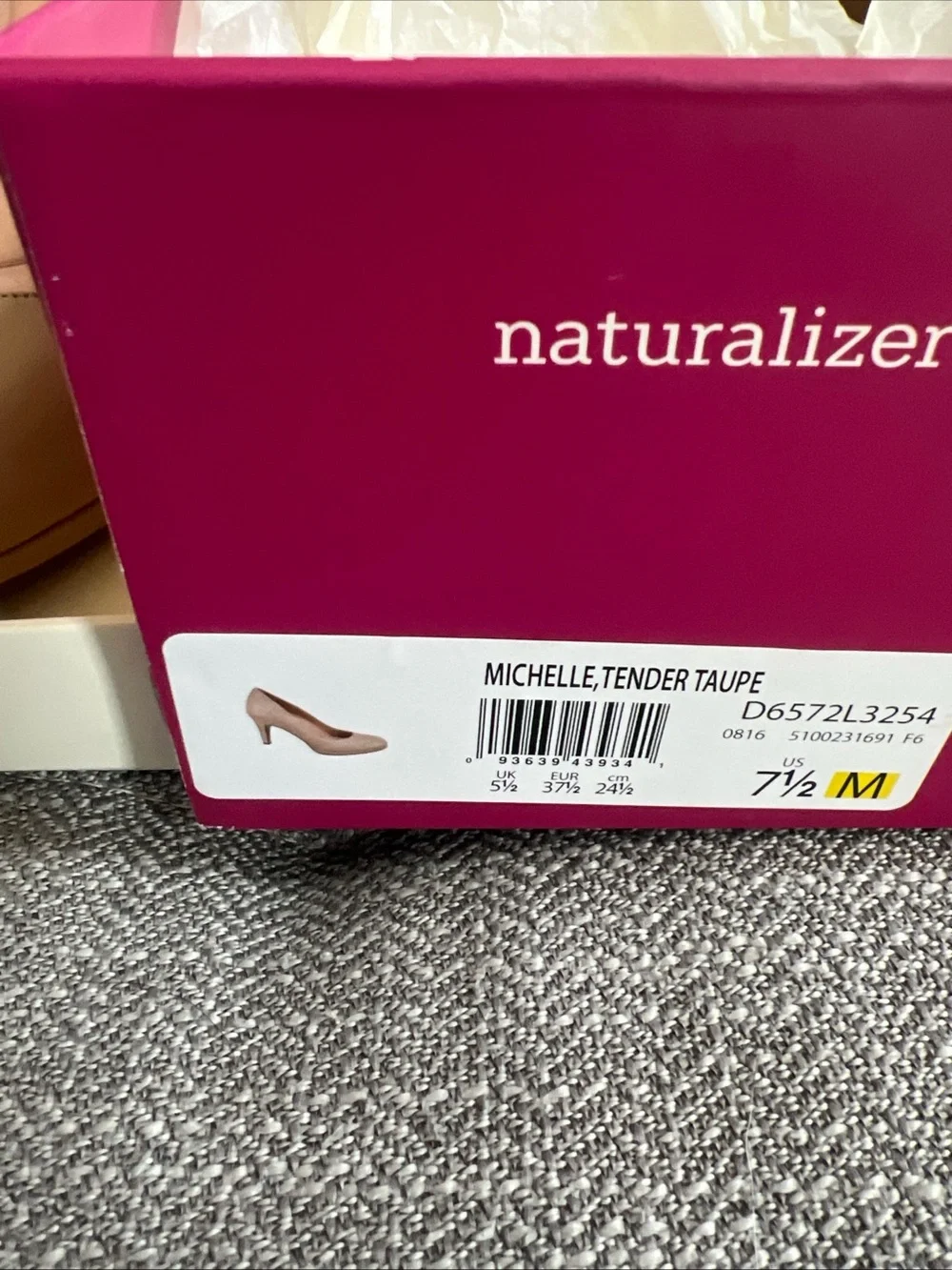 Naturalizer Michelle Pumps Heel Tender Taupe Leather Women’s Size 7.5 With Box
